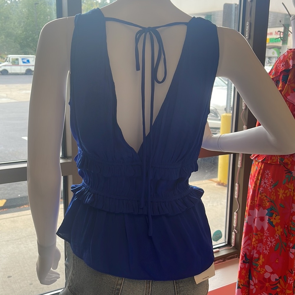 💗💗  Blue Top! - Picture 2 of 2